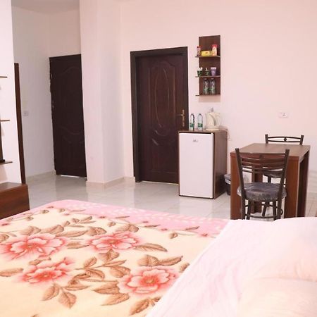 Salvador Dali Apartments Amman Extérieur photo